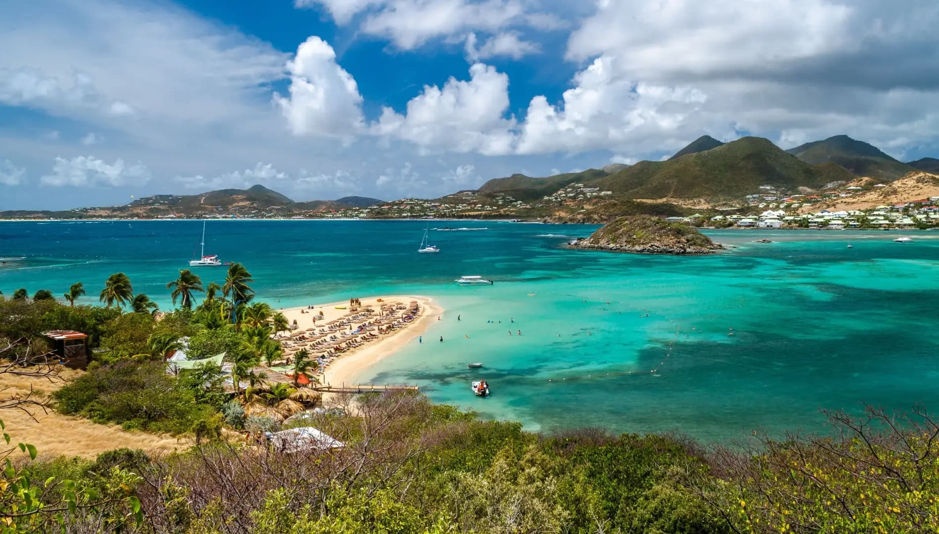 What islands are near St. Barts?